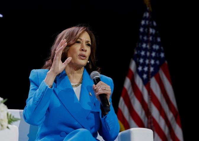 CBS Kamala Harris Polls: Struggling in Close Race Against Trump